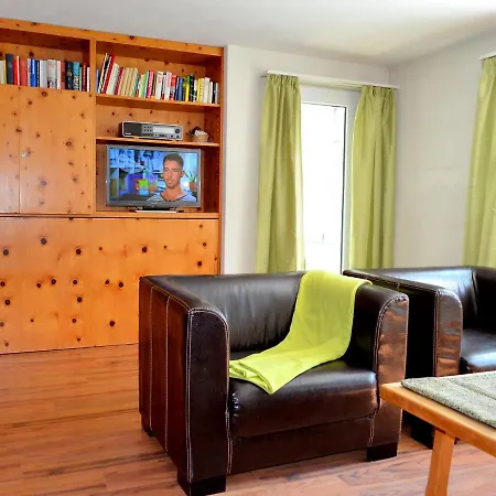 公寓 Chesa Ova Cotschna 306 By Interhome *