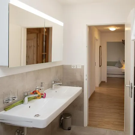 Chesa Ova Cotschna 306 By Interhome Appartamento Sankt Moritz